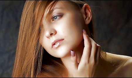 عضو را از فیلم وعکسهای سکسی طریق سوراخ سرگرم می کند