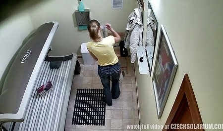 خدمتکار آریلا فررا از عكساي سكس مستاجران شهوت می زند